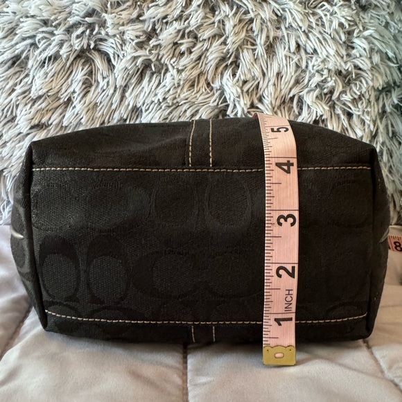 COACH | Vintage Mini Signature Mini Monogram Hobo Handbag - Picture 3 of 6